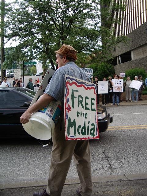 Clear Channel / FCC ...