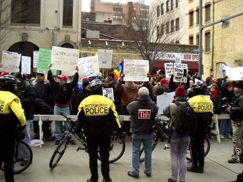 general crowd shots...