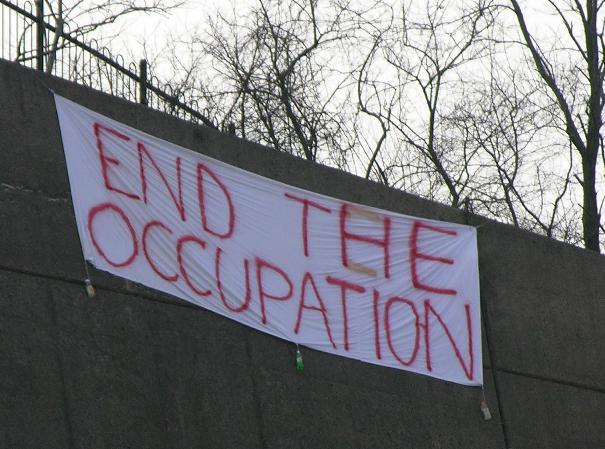 Anti-war banners gre...