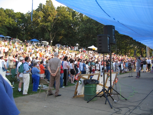1000 people came out...