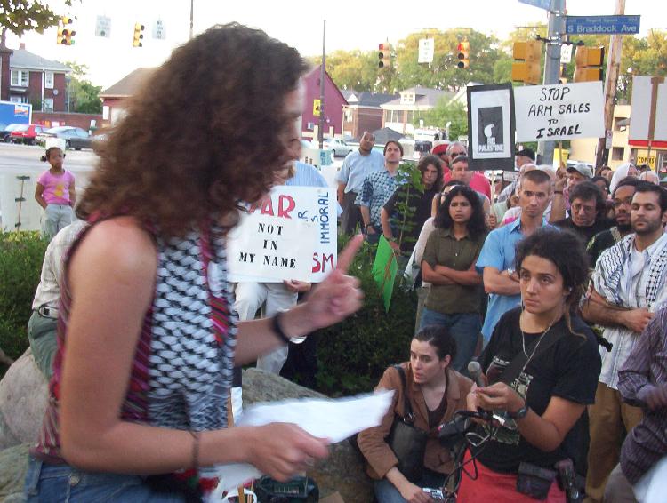 Vigil for Peace in t...