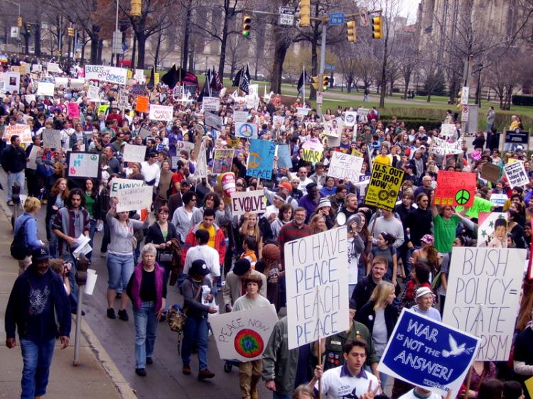 4th Anniv. march pho...